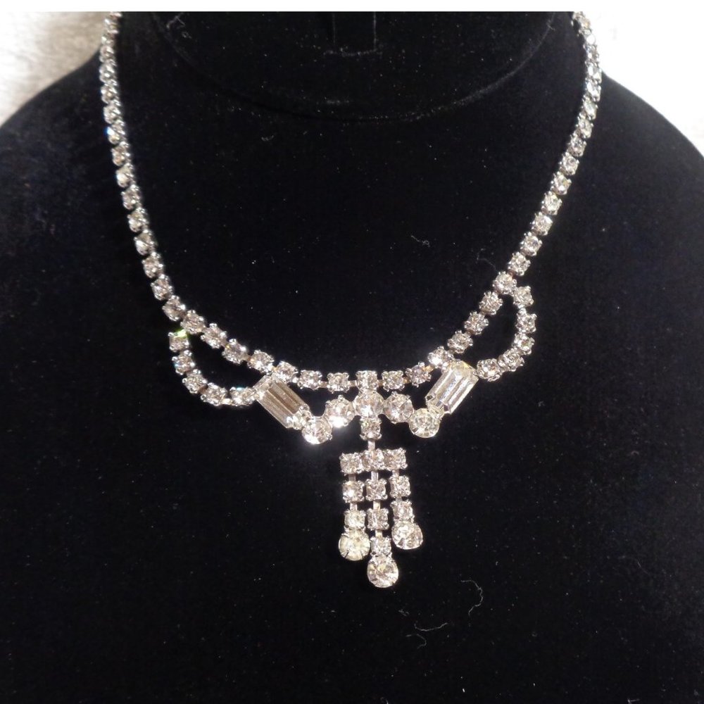 Sparkling Vintage Rhinestone Necklace